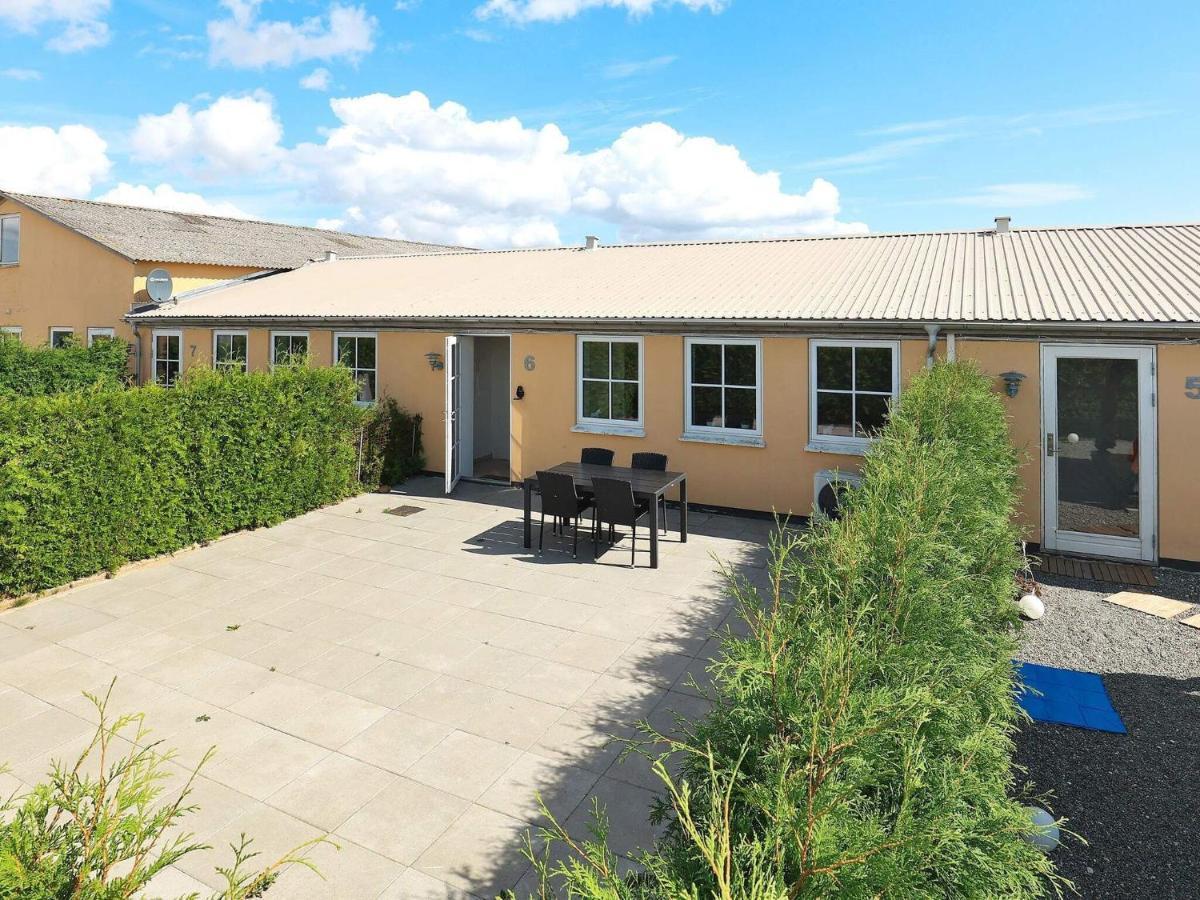 6 Person Holiday Home In Фоборг Екстер'єр фото